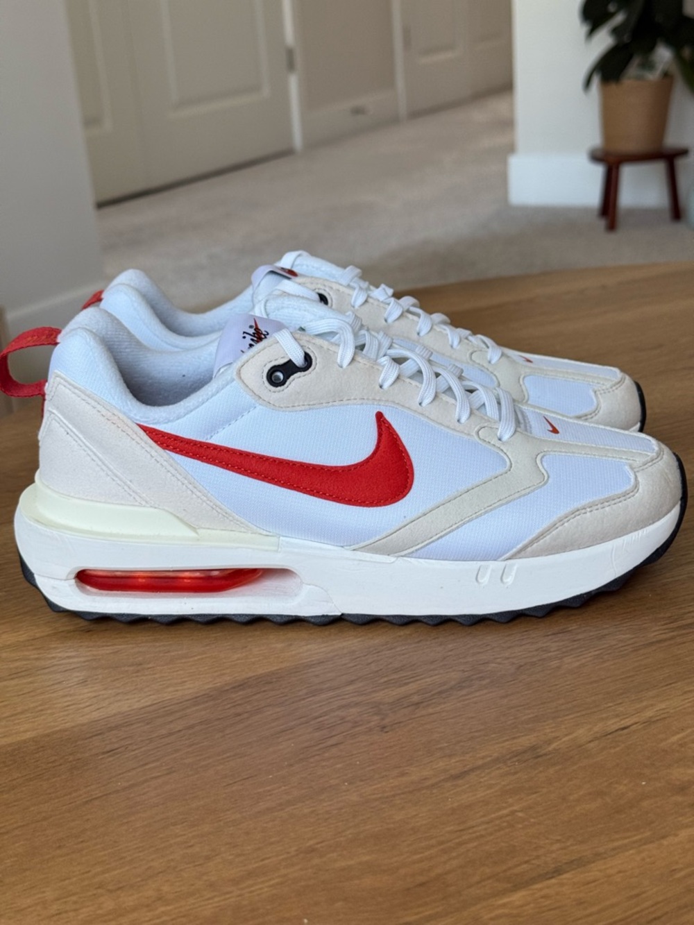 Nike Air Max Dawn Sneakers White Mantra Orange Women’s 8.5 - Picture 3 of 15
